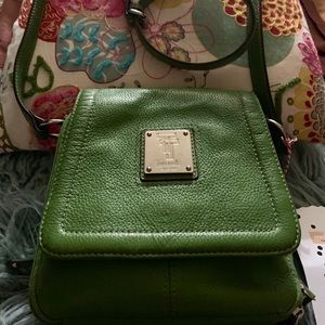 TIGNANELLO green crossbody👛